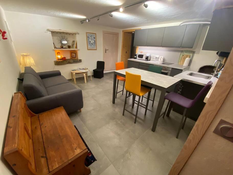 Dans Hameau, Pres Des Pistes Logement De Plein Pied Au Calme Taninges Exterior photo